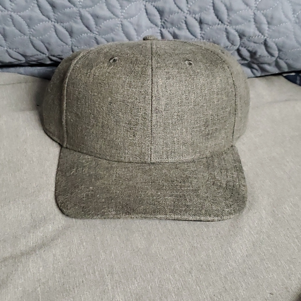Outdoor cap (RED LBL)